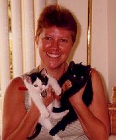 Bonnie Meeder & cats
